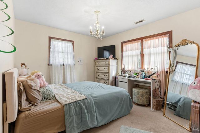 345 Virginia Circle, Wilmington, OH 45133