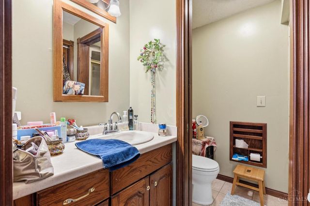 345 Virginia Circle, Wilmington, OH 45133