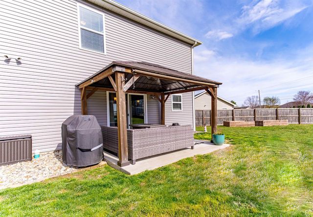 3615 Ebbets Drive, Evansville, IN 47725