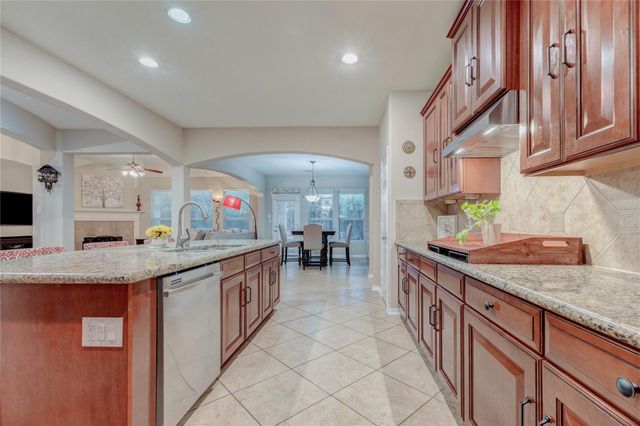 25414 Hamden Valley Drive, Richmond, TX 77406