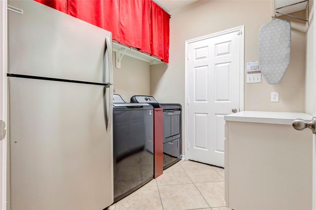 25414 Hamden Valley Drive, Richmond, TX 77406