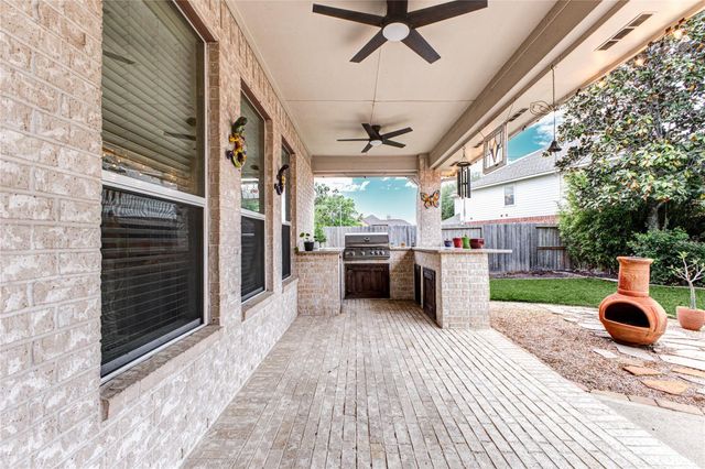 25414 Hamden Valley Drive, Richmond, TX 77406