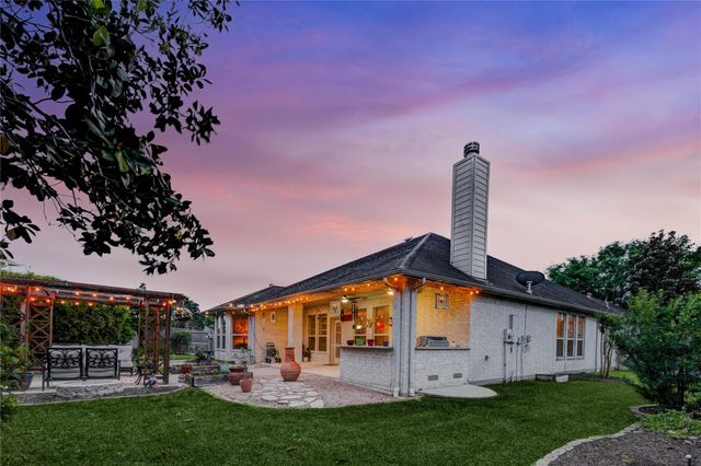 25414 Hamden Valley Drive, Richmond, TX 77406