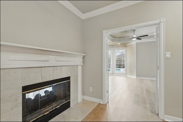 727 Ashleigh Lane, Southlake, TX 76092