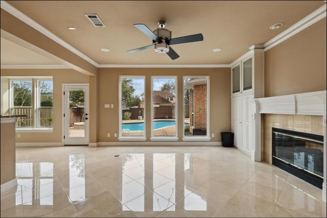 727 Ashleigh Lane, Southlake, TX 76092