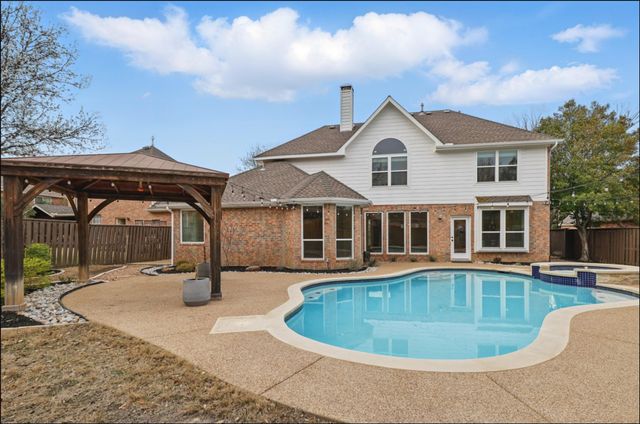 727 Ashleigh Lane, Southlake, TX 76092