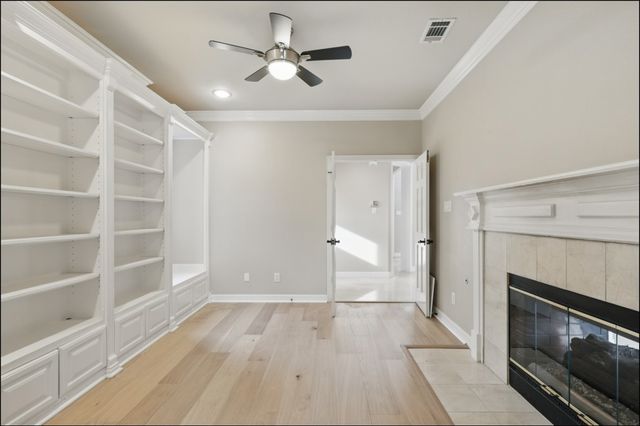 727 Ashleigh Lane, Southlake, TX 76092
