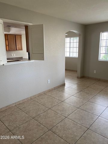 925 S LONGMORE Street 119, Mesa, AZ 85202