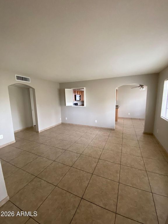 925 S LONGMORE Street 119, Mesa, AZ 85202