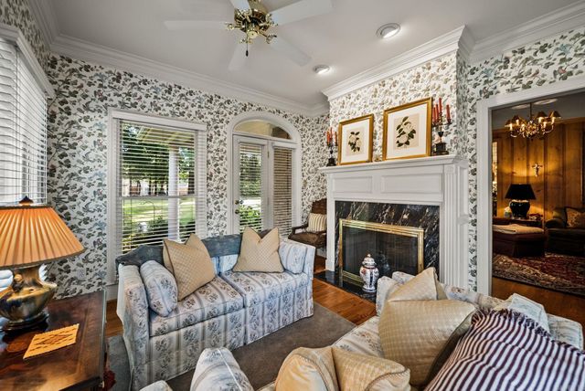 25 Avignon Court, Little Rock, AR 72223