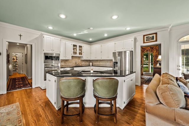 25 Avignon Court, Little Rock, AR 72223