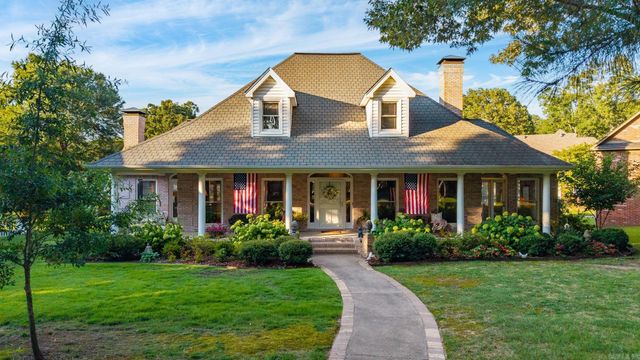 25 Avignon Court, Little Rock, AR 72223
