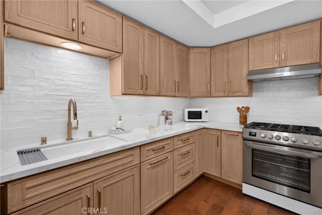 236 W Dayton, Upland, CA 91786