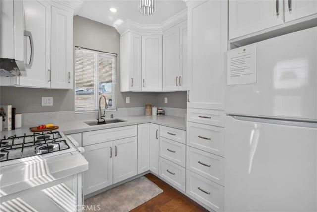 236 W Dayton, Upland, CA 91786