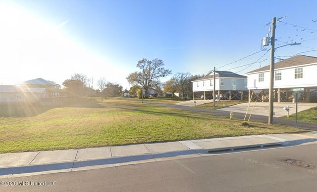 155 Kuhn Street, Biloxi, MS 39530