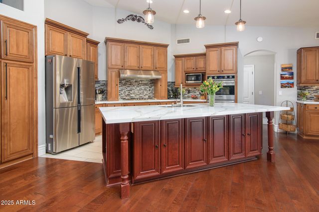 11225 S INDIAN WELLS Drive, Goodyear, AZ 85338