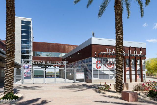 11225 S INDIAN WELLS Drive, Goodyear, AZ 85338