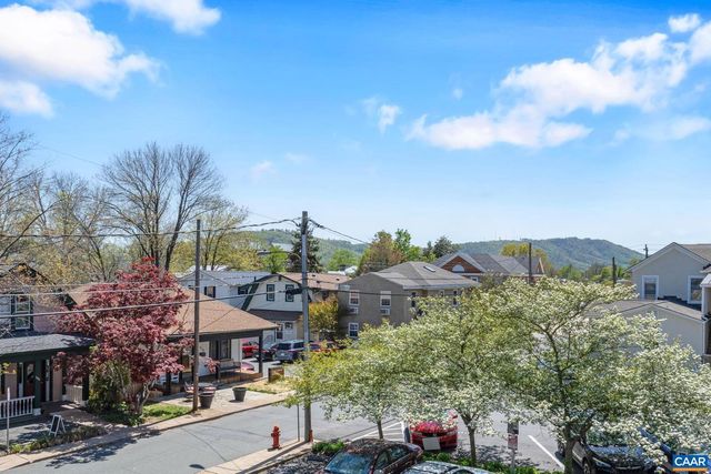 820 E High St Apt 8, Charlottesville, VA 22902