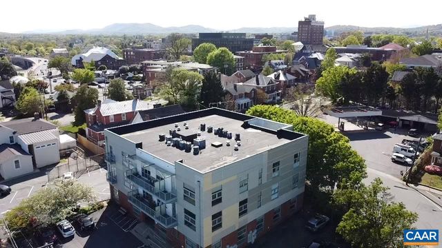 820 E High St Apt 8, Charlottesville, VA 22902