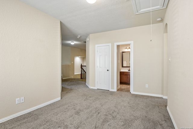 1903 ROARING FRK, San Antonio, TX 78260