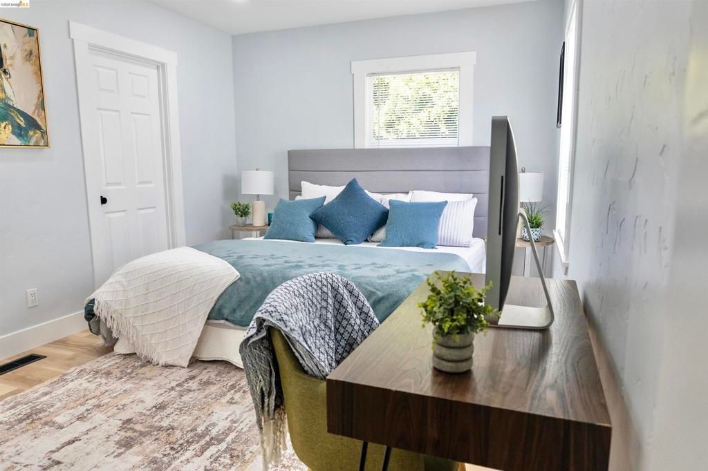 Image 17 of property listing at 2427 67Th Ave, Oakland, CA 94605