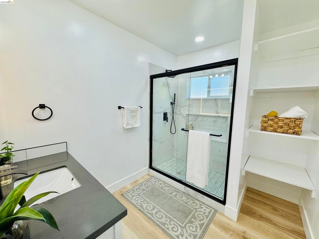 Image 20 of property listing at 2427 67Th Ave, Oakland, CA 94605