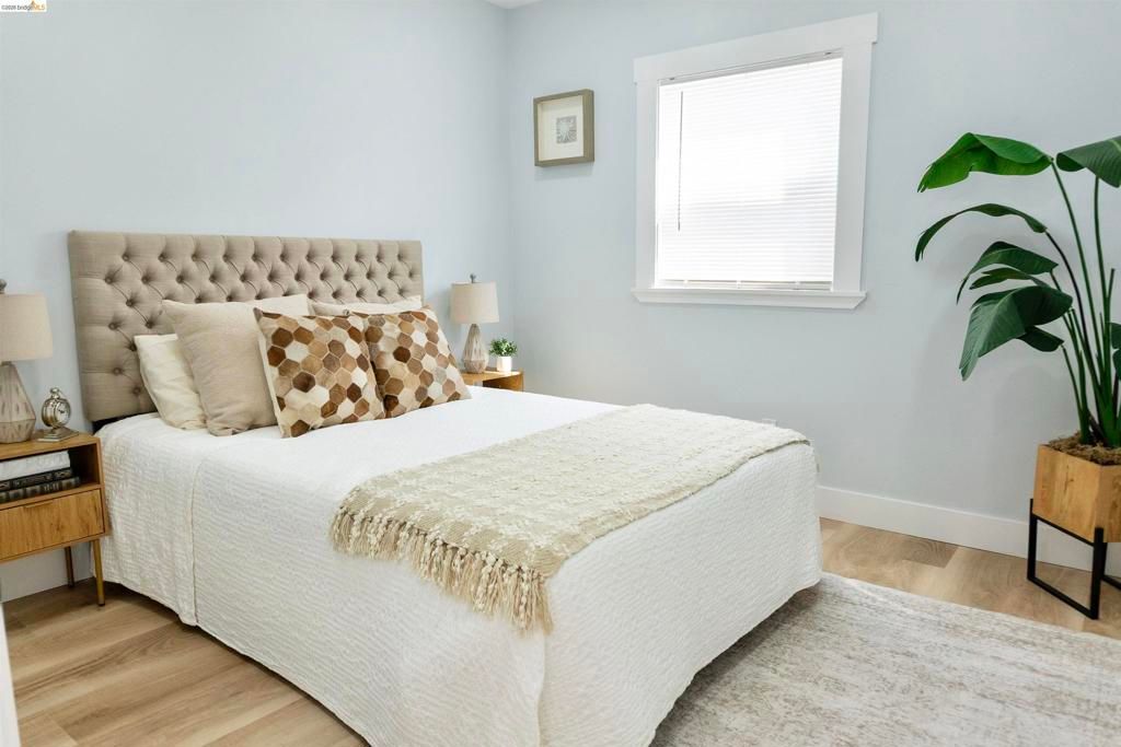 Image 22 of property listing at 2427 67Th Ave, Oakland, CA 94605