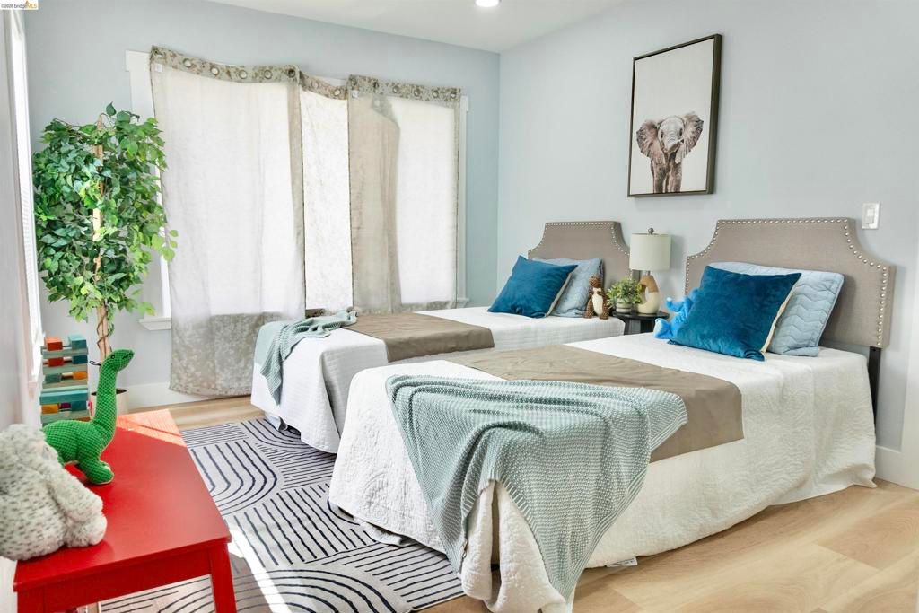 Image 24 of property listing at 2427 67Th Ave, Oakland, CA 94605