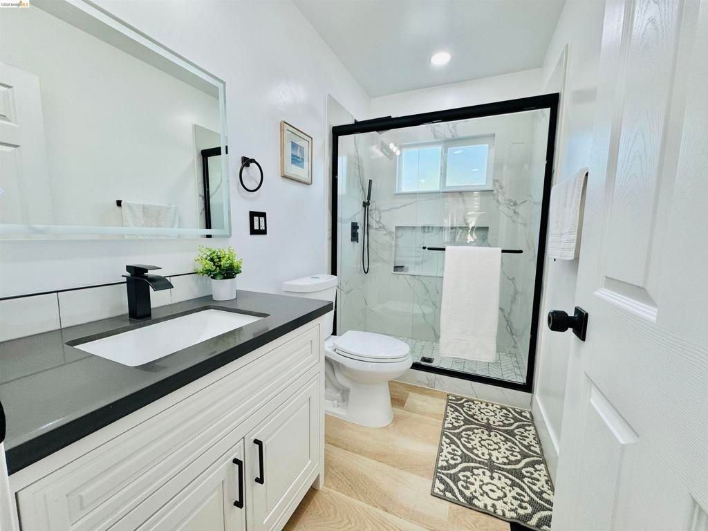 Image 25 of property listing at 2427 67Th Ave, Oakland, CA 94605