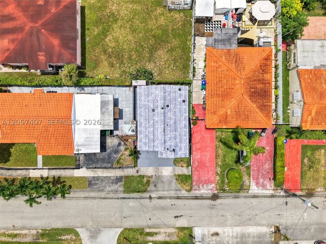 3500 NW 1st St Main House, Miami, FL 33125