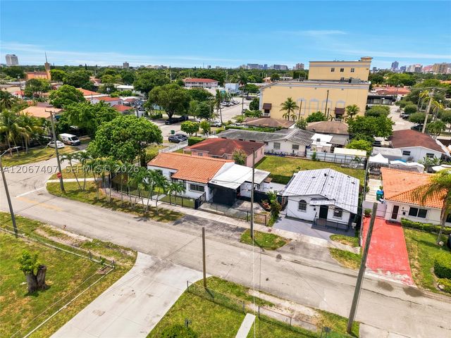 3500 NW 1st St Main House, Miami, FL 33125