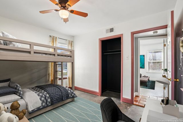 911 Tamworth, San Antonio, TX 78213