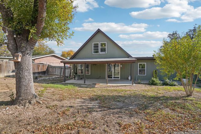 911 Tamworth, San Antonio, TX 78213