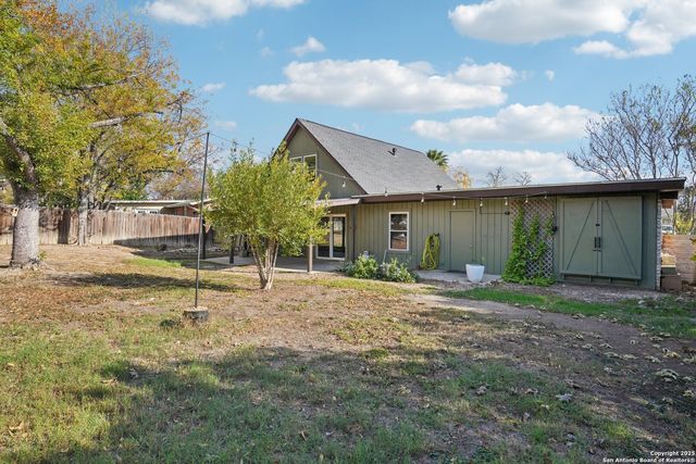 911 Tamworth, San Antonio, TX 78213