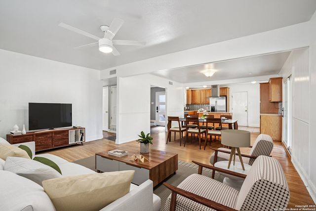 911 Tamworth, San Antonio, TX 78213