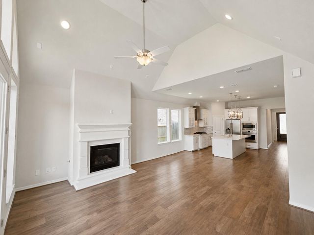 2414 Manor Valley Lane, Missouri City, TX 77459