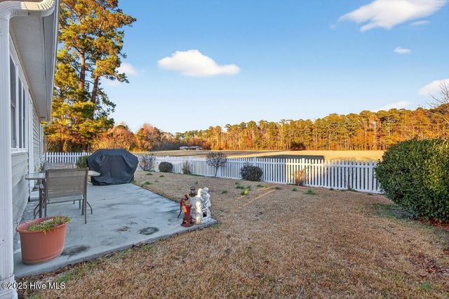 105 Sumatra Court, New Bern, NC 28560