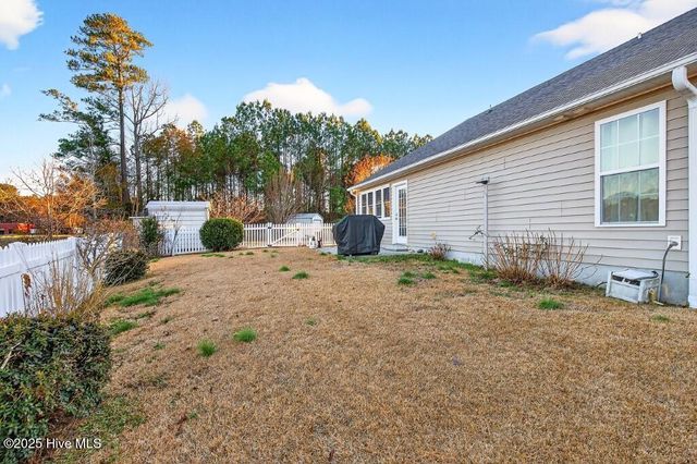 105 Sumatra Court, New Bern, NC 28560