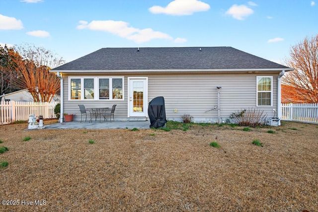 105 Sumatra Court, New Bern, NC 28560