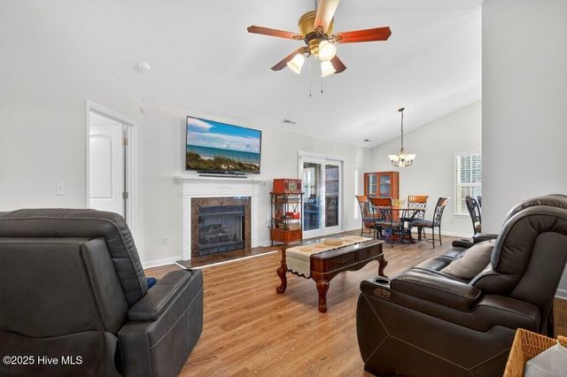 105 Sumatra Court, New Bern, NC 28560