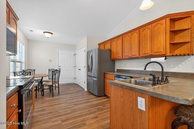 105 Sumatra Court, New Bern, NC 28560