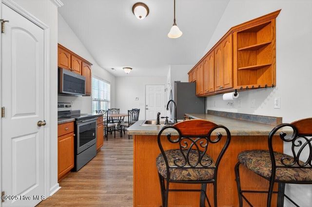 105 Sumatra Court, New Bern, NC 28560