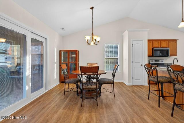 105 Sumatra Court, New Bern, NC 28560