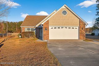 105 Sumatra Court, New Bern, NC 28560