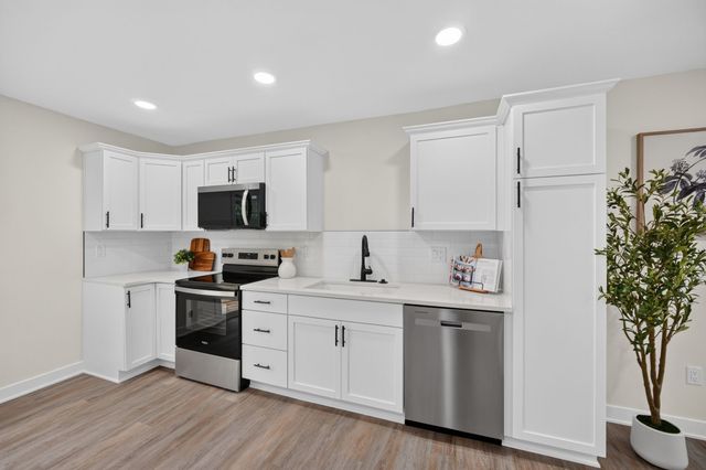 5775 SE 19th Street, Des Moines, IA 50320