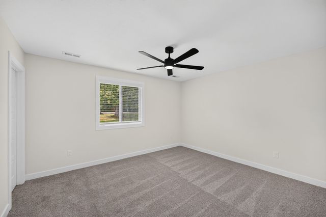 5775 SE 19th Street, Des Moines, IA 50320