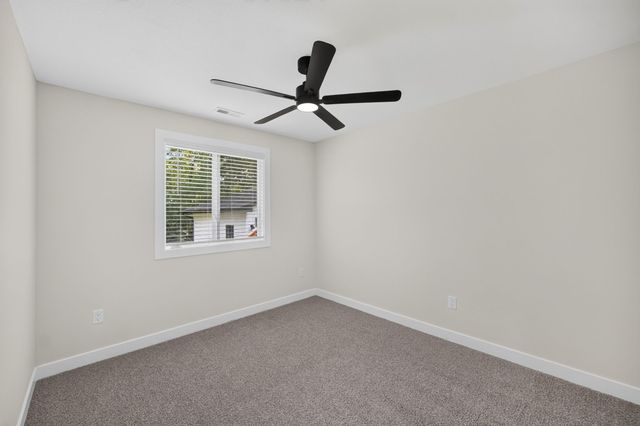 5775 SE 19th Street, Des Moines, IA 50320