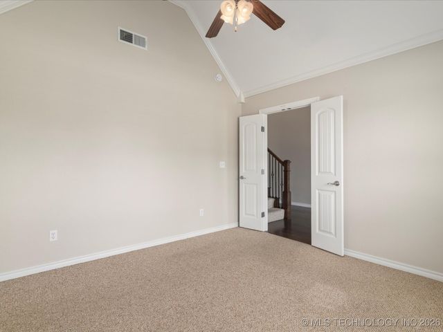 5817 Woodland Road, Bartlesville, OK 74006