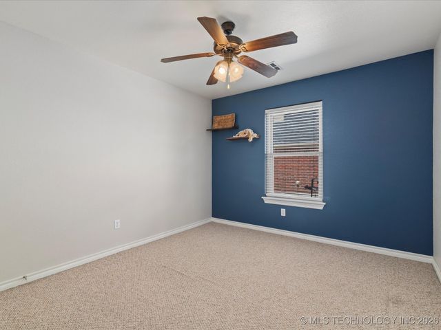 5817 Woodland Road, Bartlesville, OK 74006