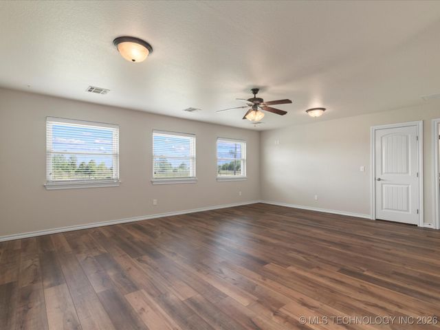 5817 Woodland Road, Bartlesville, OK 74006